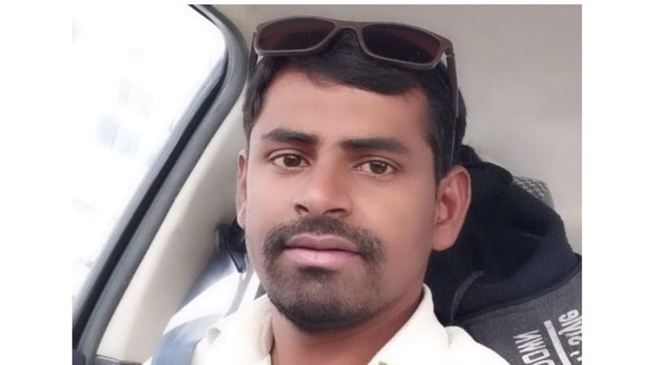 ജോലിക്കിടെ കെട്ടിടത്തിൽ നിന്ന് വീണ് പരിക്കേറ്റ പ്രവാസി മരിച്ചു ജോലിക്കിടെ കെട്ടിടത്തിൽ നിന്ന് വീണ് പരിക്കേറ്റ പ്രവാസി മരിച്ചു