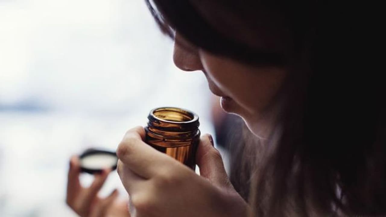 മണവും രുചിയും തിരിച്ചറിയുന്നതിലുള്ള ശേഷിക്കുറവ് കൊവിഡിന്റെ ലക്ഷണമാകാമെന്ന് പഠനം മണവും രുചിയും തിരിച്ചറിയുന്നതിലുള്ള ശേഷിക്കുറവ് കൊവിഡിന്റെ ലക്ഷണമാകാമെന്ന് പഠനം