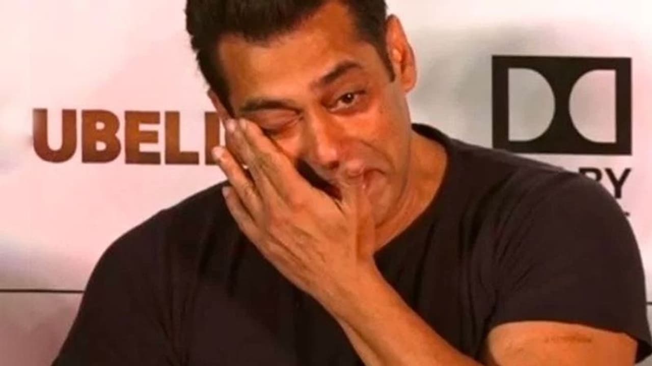 'তোমাকে আজীবন ভালবেসে যাব', করোনা আতঙ্কের মাঝেই কাছের মানুষকে হারালেন সলমন 'তোমাকে আজীবন ভালবেসে যাব', করোনা আতঙ্কের মাঝেই কাছের মানুষকে হারালেন সলমন