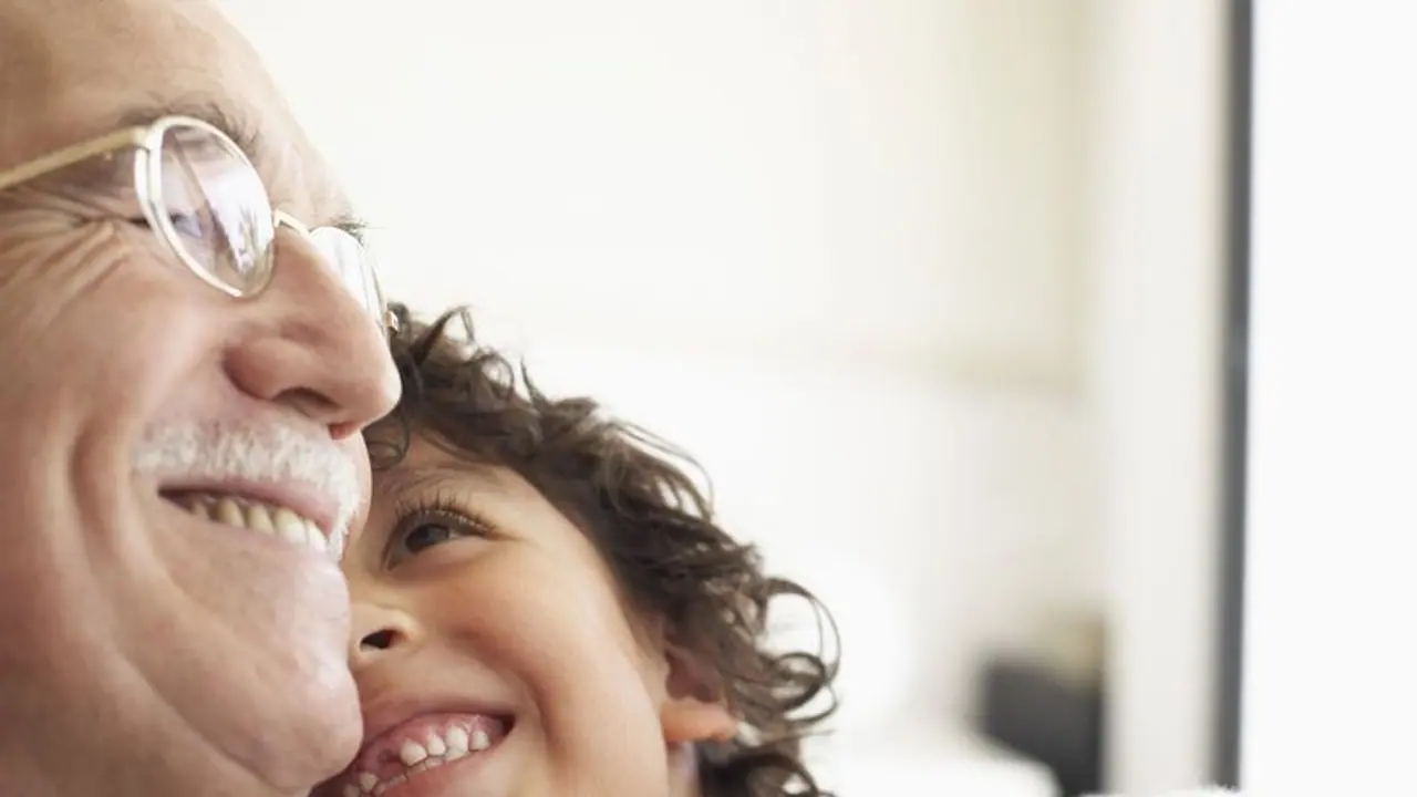 ಅಜ್ಜ ಅಜ್ಜಿ ಸಾಂಗತ್ಯ ನೀಡಿದರೆ, ಮಕ್ಕಳಿಗದೇ ಬೆಸ್ಟ್ ಗಿಫ್ಟ್! ಅಜ್ಜ ಅಜ್ಜಿ ಸಾಂಗತ್ಯ ನೀಡಿದರೆ, ಮಕ್ಕಳಿಗದೇ ಬೆಸ್ಟ್ ಗಿಫ್ಟ್!