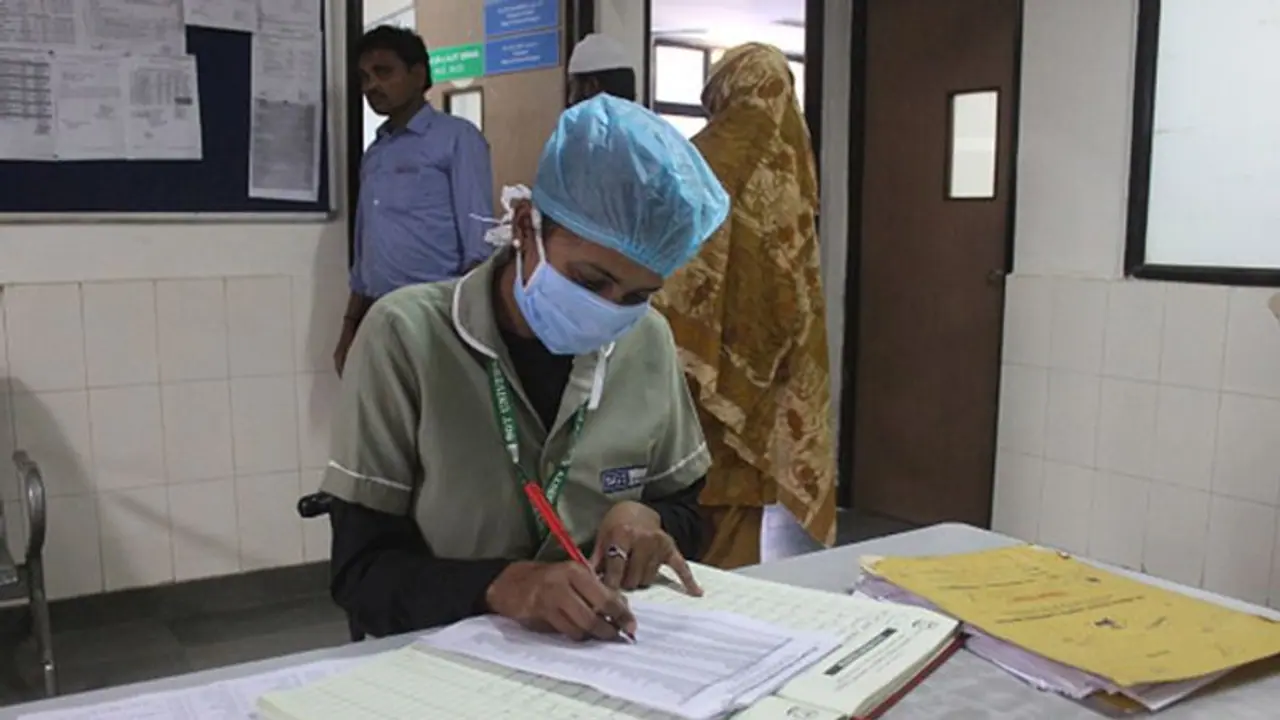 রাজ্য়ে আরও ১০ জনের শরীরে করোনা, মৃতের সংখ্য়া বেড়ে ৫ রাজ্য়ে আরও ১০ জনের শরীরে করোনা, মৃতের সংখ্য়া বেড়ে ৫