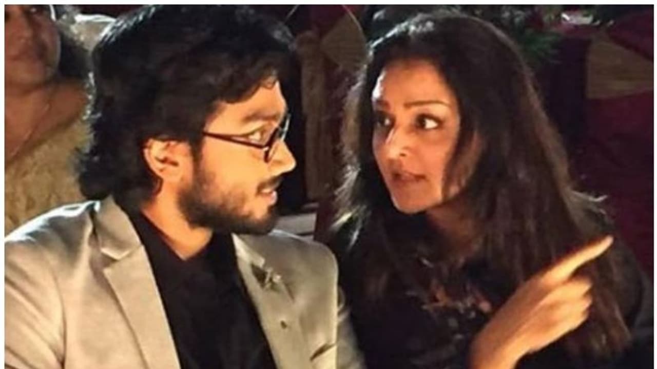 മിസ് യു പെരേര എന്ന് മഞ്ജു വാര്യര്, മിസ്റ്റര് പെരേരയാണെന്ന് കാളിദാസ് ജയറാം! മിസ് യു പെരേര എന്ന് മഞ്ജു വാര്യര്, മിസ്റ്റര് പെരേരയാണെന്ന് കാളിദാസ് ജയറാം!