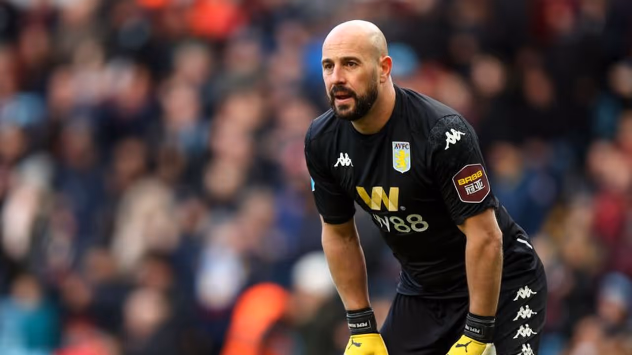 25 മിനിറ്റ് നേരം ശ്വാസംപോലും കിട്ടിയില്ല, കൊവിഡ് രോഗാനുഭവം പങ്കുവെച്ച് ഗോള് കീപ്പര് പെപ്പെ റെയ്ന 25 മിനിറ്റ് നേരം ശ്വാസംപോലും കിട്ടിയില്ല, കൊവിഡ് രോഗാനുഭവം പങ്കുവെച്ച് ഗോള് കീപ്പര് പെപ്പെ റെയ്ന