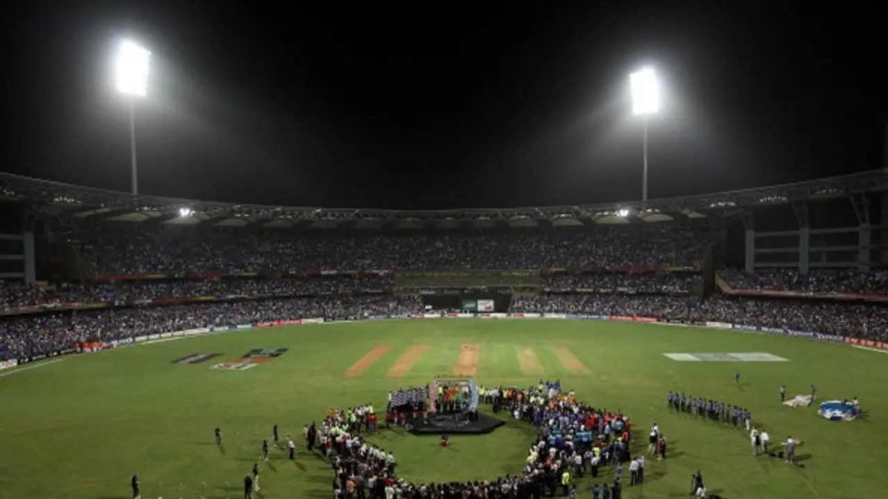 #IPL2021 கொரோனா 2ம் அலை: நிலைமை மோசமானால்.... பிசிசிஐயின் அதிரடியான மாற்று திட்டம் #IPL2021 கொரோனா 2ம் அலை: நிலைமை மோசமானால்.... பிசிசிஐயின் அதிரடியான மாற்று திட்டம்