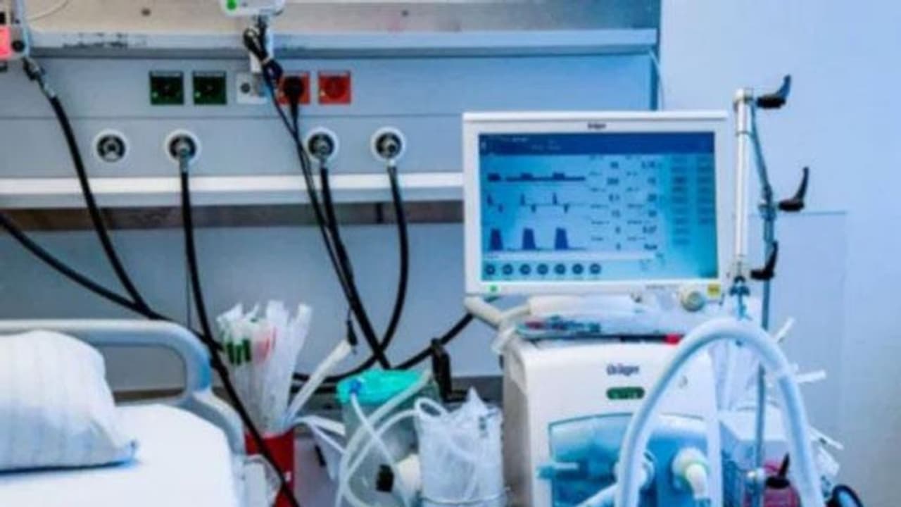 வெறும் "6 ஆயிரத்தில் வெண்டிலேட்டர் தயார்"..! இந்திய தொழிலதிபர் சாதனை.! அரசு செவி சாய்க்குமா..? வெறும் "6 ஆயிரத்தில் வெண்டிலேட்டர் தயார்"..! இந்திய தொழிலதிபர் சாதனை.! அரசு செவி சாய்க்குமா..?