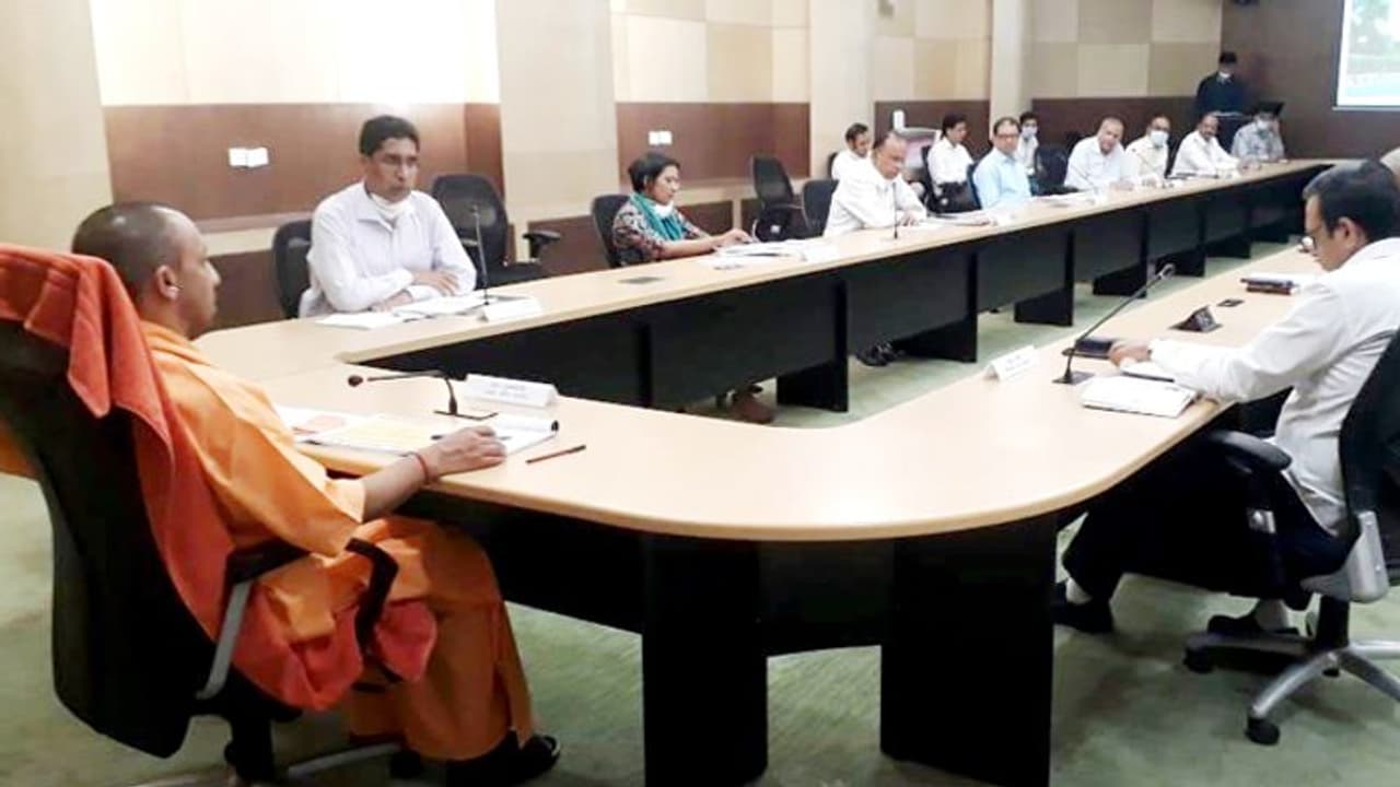 सहयोग नहीं करने वालों को सीधे जेल भेजेंगे CM योगी, लॉकडाउन खत्म होने का कुछ ऐसे दिया हिंट सहयोग नहीं करने वालों को सीधे जेल भेजेंगे CM योगी, लॉकडाउन खत्म होने का कुछ ऐसे दिया हिंट