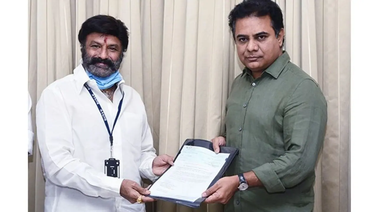 తెలంగాణాకు హీరో, ఏపీ ఎమ్మెల్యే బాలకృష్ణ విరాళం.. ఎందుకంటే? తెలంగాణాకు హీరో, ఏపీ ఎమ్మెల్యే బాలకృష్ణ విరాళం.. ఎందుకంటే?