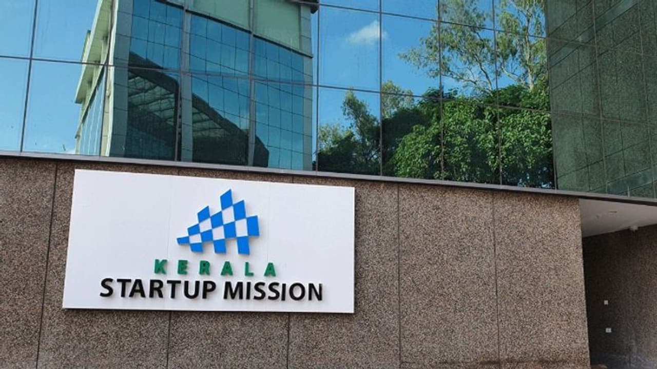 പാഠങ്ങള് ഓണ്ലൈനായി പഠിക്കാം; അവസരമൊരുക്കി കേരള സ്റ്റാര്ട്ടപ്പ് മിഷന് പാഠങ്ങള് ഓണ്ലൈനായി പഠിക്കാം; അവസരമൊരുക്കി കേരള സ്റ്റാര്ട്ടപ്പ് മിഷന്