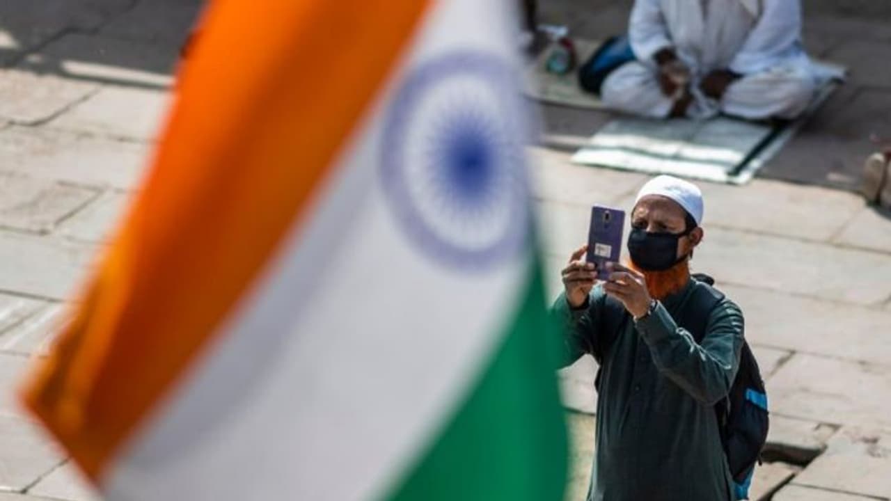 தொடர் பண்டிகைகளை சந்திக்கவிருக்கும் இந்தியா..! எப்படி கடக்கப் போகிறோம்..? தொடர் பண்டிகைகளை சந்திக்கவிருக்கும் இந்தியா..! எப்படி கடக்கப் போகிறோம்..?