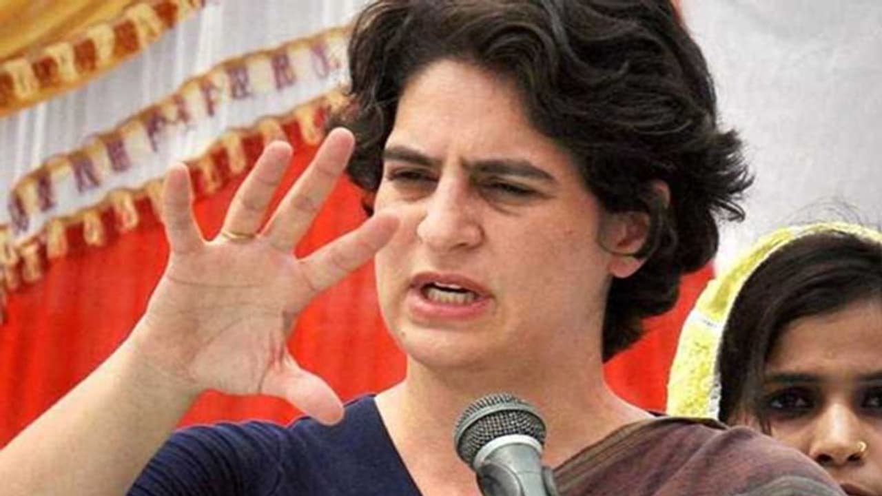 Cong doesn’t condemn sadhu killings in Maharashtra, but condemns sadhu killings in BJP ruled Uttar Pradesh Cong doesn’t condemn sadhu killings in Maharashtra, but condemns sadhu killings in BJP ruled Uttar Pradesh