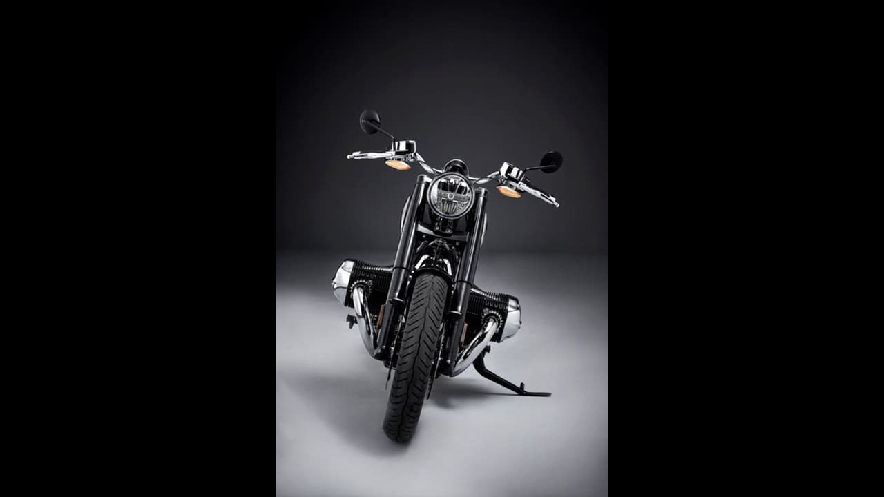 ടൂറിംഗ് ഓറിയന്റഡ് R 18 ക്ലാസിക് ക്രൂയിസർ പുറത്തിറക്കി ബിഎംഡബ്ല്യു