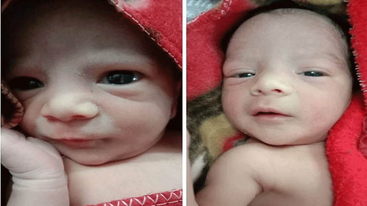 ये जुड़वां बच्चे हैं कोरोना और कोविड, जिंदगीभर दिलाते रहेंगे लॉकडाउन की याद..दहशत में माता पिता.. ये जुड़वां बच्चे हैं कोरोना और कोविड, जिंदगीभर दिलाते रहेंगे लॉकडाउन की याद..दहशत में माता पिता..