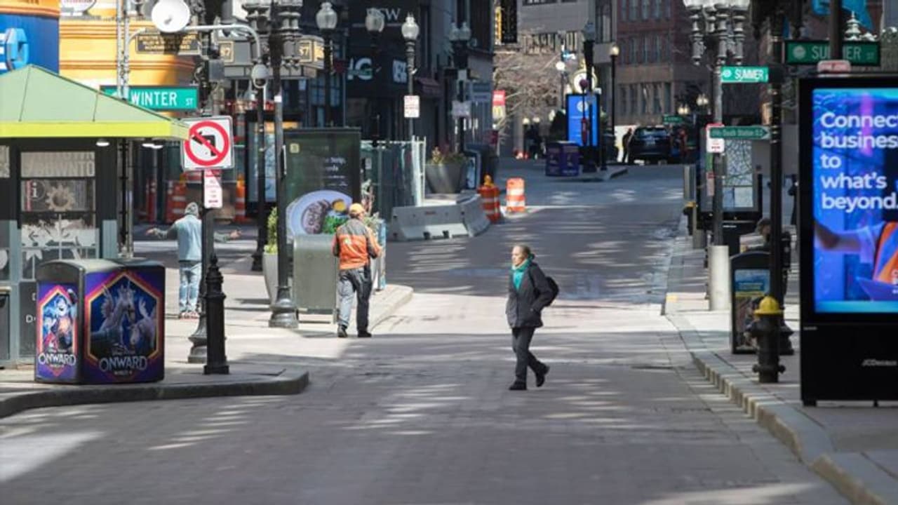 'സാത്താനാണ് അകറ്റി നിര്ത്തുന്നതെന്ന് പാസ്റ്റര്'; മുന്നറിയിപ്പ് അവഗണിച്ച് യുഎസില് പള്ളി തുറക്കുന്നു 'സാത്താനാണ് അകറ്റി നിര്ത്തുന്നതെന്ന് പാസ്റ്റര്'; മുന്നറിയിപ്പ് അവഗണിച്ച് യുഎസില് പള്ളി തുറക്കുന്നു