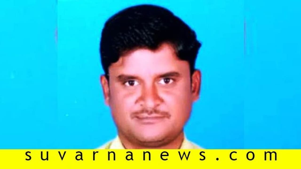 ಕೊರೋನಾ ಭೀತಿ, ಆನ್ಲೈನ್ನಲ್ಲೇ ಪಾಠ, ವಿದ್ಯಾರ್ಥಿಗಳ ಮನಗೆದ್ದ ಅತಿಥಿ ಉಪನ್ಯಾಸಕ! ಕೊರೋನಾ ಭೀತಿ, ಆನ್ಲೈನ್ನಲ್ಲೇ ಪಾಠ, ವಿದ್ಯಾರ್ಥಿಗಳ ಮನಗೆದ್ದ ಅತಿಥಿ ಉಪನ್ಯಾಸಕ!