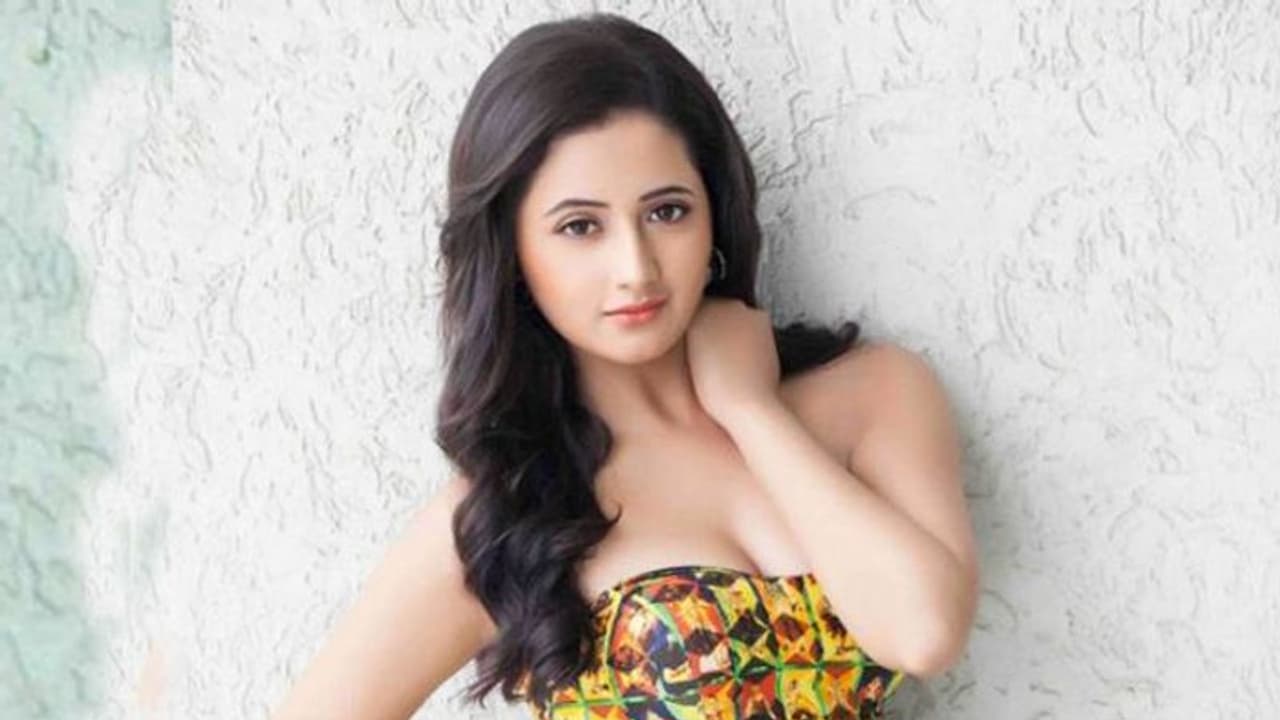 লকডাউনে বসে রেকর্ড গড়লেন রাশমি, গুগল ক্যামিওতে তিনিই প্রথম ভারতীয় টেলি অভিনেত্রী লকডাউনে বসে রেকর্ড গড়লেন রাশমি, গুগল ক্যামিওতে তিনিই প্রথম ভারতীয় টেলি অভিনেত্রী