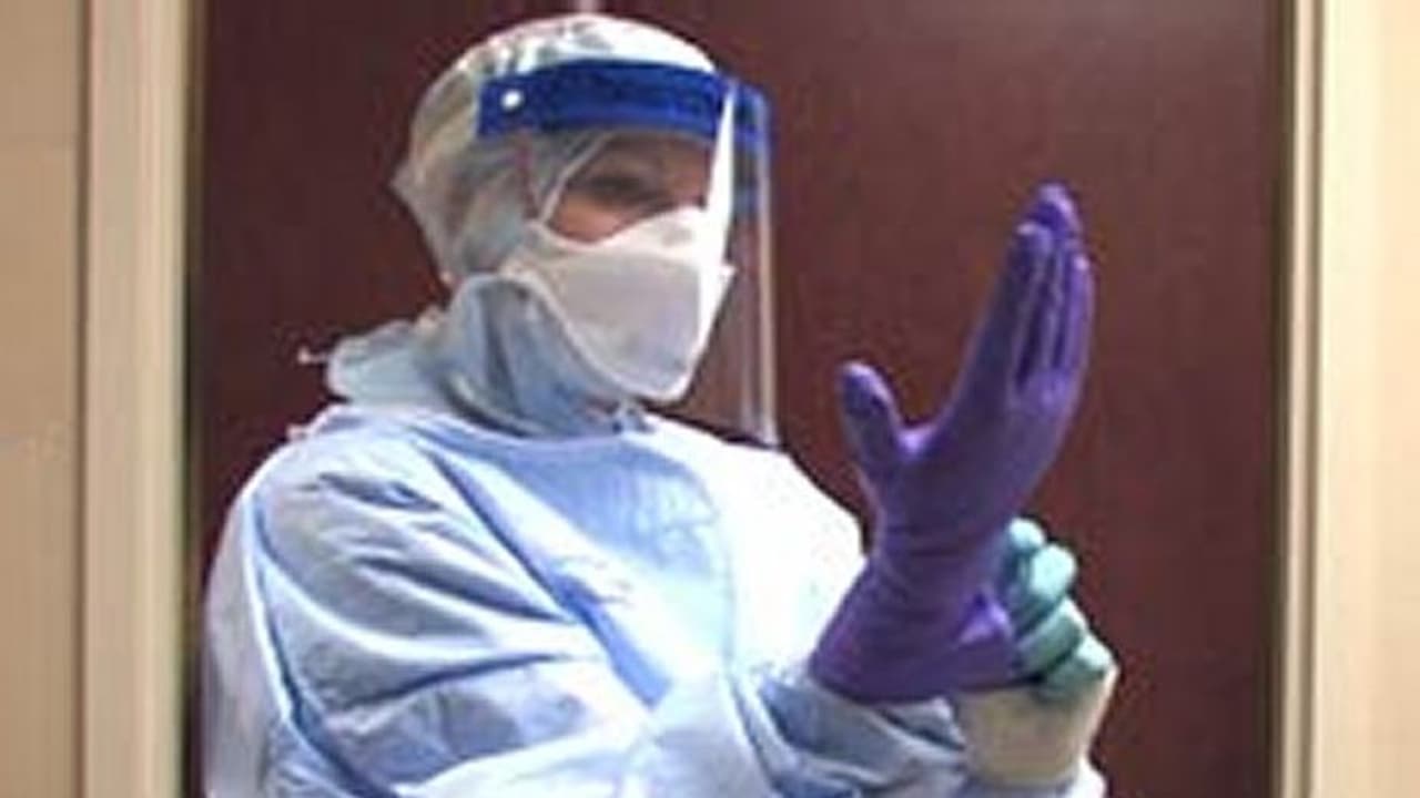 ಕೊರೋನಾ ಕಲಿಸಿತು ಸ್ವಾವಲಂಬಿ ಪಾಠ; ಶೂನ್ಯದಿಂದ 2.5 ಲಕ್ಷ ಪಿಪಿಇ ಕಿಟ್ ನಿರ್ಮಿಸುತ್ತಿರುವ ಭಾರತ! ಕೊರೋನಾ ಕಲಿಸಿತು ಸ್ವಾವಲಂಬಿ ಪಾಠ; ಶೂನ್ಯದಿಂದ 2.5 ಲಕ್ಷ ಪಿಪಿಇ ಕಿಟ್ ನಿರ್ಮಿಸುತ್ತಿರುವ ಭಾರತ!