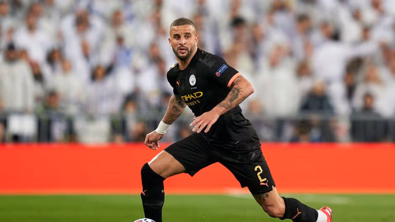 ലോക്ക് ഡൌണ് നിര്ദേശങ്ങള് ലംഘിച്ച് സെക്സ് പാര്ട്ടി; മാഞ്ചസ്റ്റര് സിറ്റി താരം കുരുക്കില് ലോക്ക് ഡൌണ് നിര്ദേശങ്ങള് ലംഘിച്ച് സെക്സ് പാര്ട്ടി; മാഞ്ചസ്റ്റര് സിറ്റി താരം കുരുക്കില്