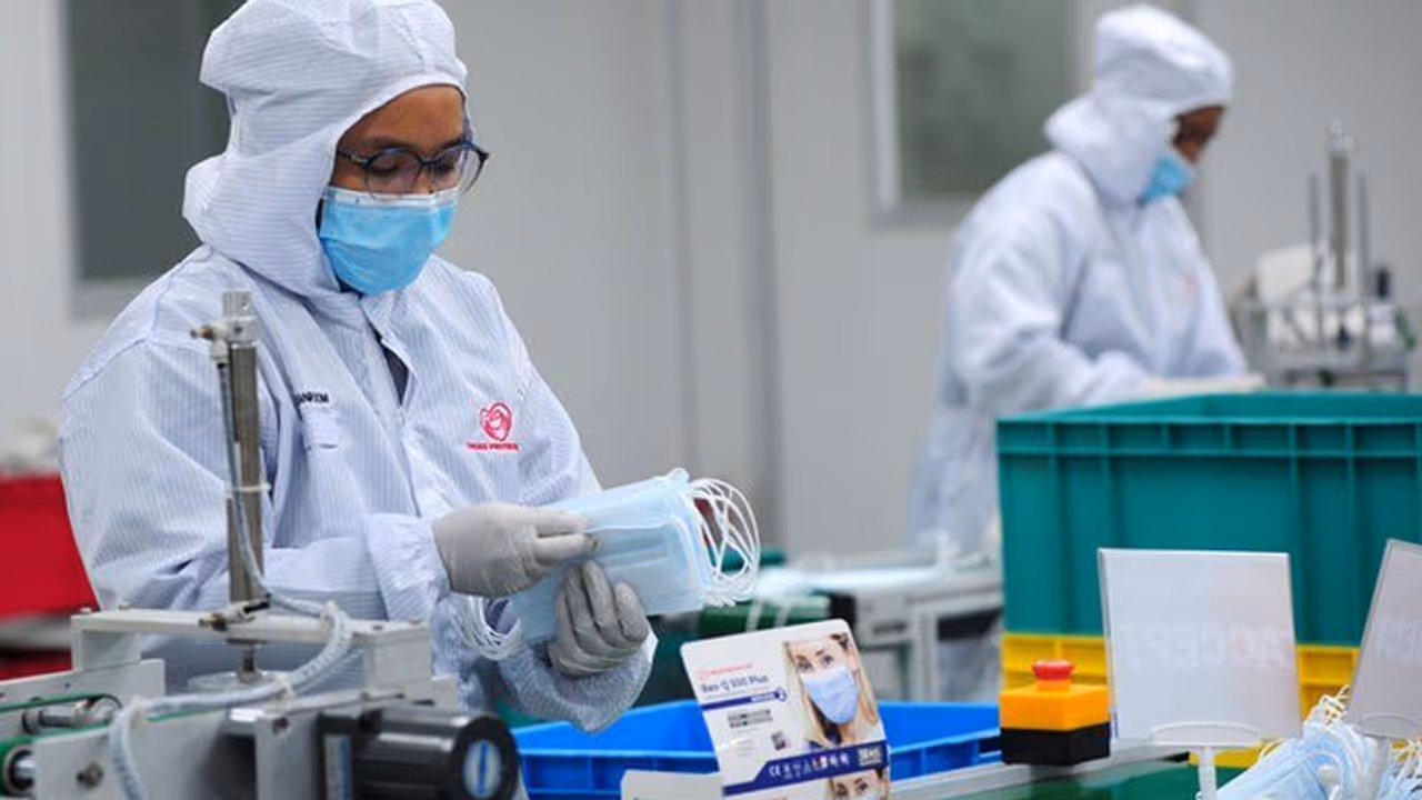 சீனாவிலிருந்து தமிழகம் வந்த ஒரு லட்சம் பரிசோதனை கருவிகள்... கொரோனாவை விரட்டியடிக்க விறுவிறுப்பு..! சீனாவிலிருந்து தமிழகம் வந்த ஒரு லட்சம் பரிசோதனை கருவிகள்... கொரோனாவை விரட்டியடிக்க விறுவிறுப்பு..!