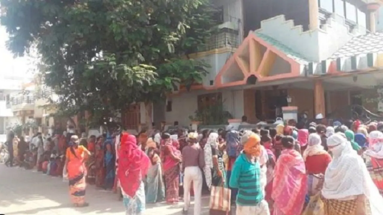 Maharashtra: Defying COVID 19 lockdown, 200 gather to celebrate BJP MLA's birthday Maharashtra: Defying COVID 19 lockdown, 200 gather to celebrate BJP MLA's birthday