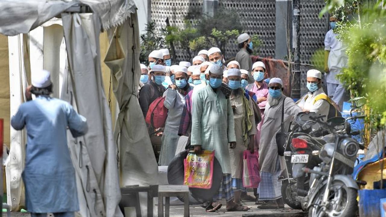 রাজ্য়ে নিজামুদ্দিন ফেরতদের সংস্পর্শে এসেছিলেন টলিউড অভিনেত্র্রীর বাবা! রাজ্য়ে নিজামুদ্দিন ফেরতদের সংস্পর্শে এসেছিলেন টলিউড অভিনেত্র্রীর বাবা!