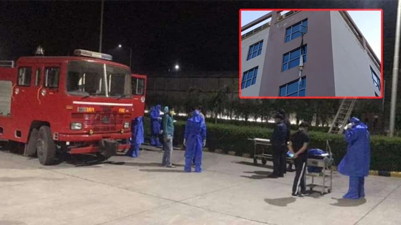 हॉस्पिटल से भागने की कोशिश कर रहा था कोरोना का संदिग्ध, छठवें फ्लोर से गिरा मौत हॉस्पिटल से भागने की कोशिश कर रहा था कोरोना का संदिग्ध, छठवें फ्लोर से गिरा मौत