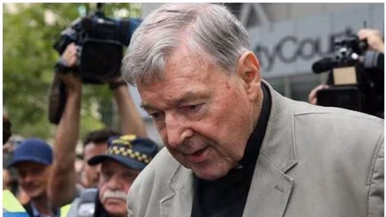 ലൈംഗിക പീഡനക്കേസിൽ കർദിനാൾ ജോർജ് പെല്ലിനെ കുറ്റവിമുക്തനാക്കി ലൈംഗിക പീഡനക്കേസിൽ കർദിനാൾ ജോർജ് പെല്ലിനെ കുറ്റവിമുക്തനാക്കി