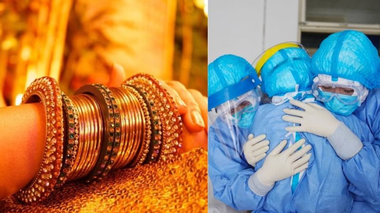 നിക്ഷേപകർ ലാഭമെടുക്കുന്നു: സ്വർണ വില താഴേക്ക് വീണു; വിപണിയിൽ സമ്മർദ്ദം കനക്കുന്നു നിക്ഷേപകർ ലാഭമെടുക്കുന്നു: സ്വർണ വില താഴേക്ക് വീണു; വിപണിയിൽ സമ്മർദ്ദം കനക്കുന്നു