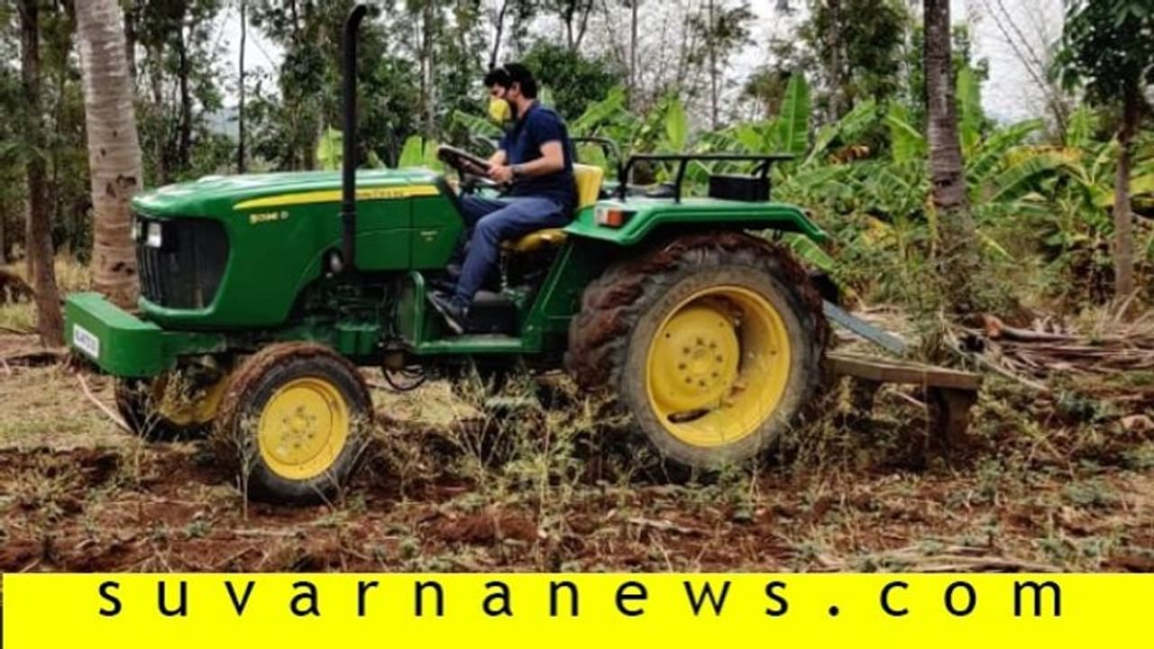 ಲಾಕ್ಡೌನ್: ಉಳುಮೆ ಮಾಡಿದ ಸಚಿವ ಸಿ.ಟಿ. ರವಿ ಲಾಕ್ಡೌನ್: ಉಳುಮೆ ಮಾಡಿದ ಸಚಿವ ಸಿ.ಟಿ. ರವಿ