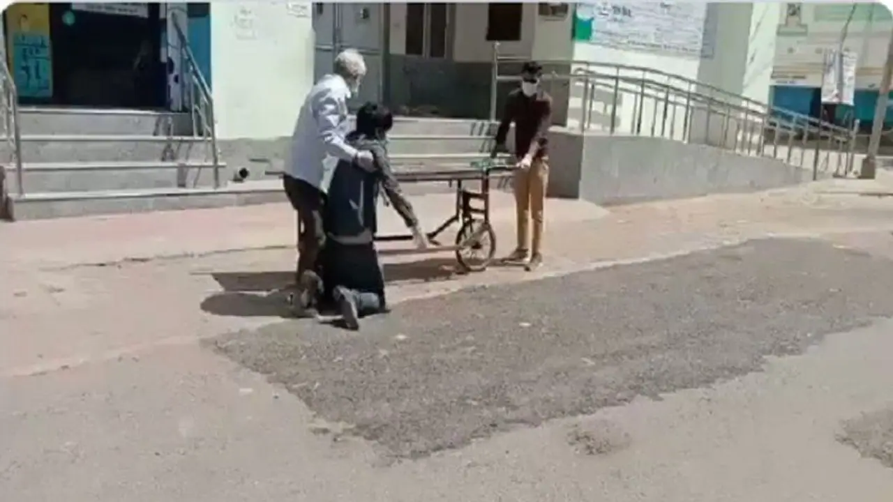 Doctors refuse to touch coronavirus suspect, father watches son die Doctors refuse to touch coronavirus suspect, father watches son die