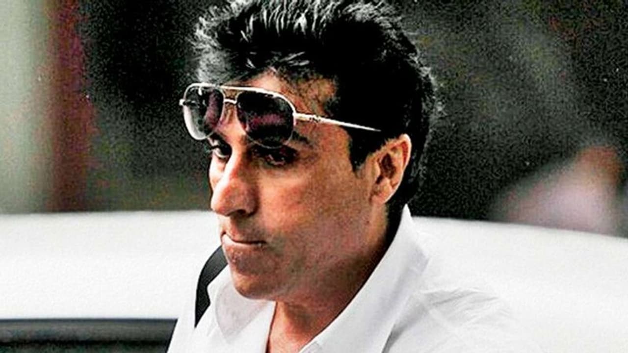 বাড়ছে দুশ্চিন্তা, দ্বিতীয় রিপোর্টেও করোনা পজিটিভ করিম মোরানির বাড়ছে দুশ্চিন্তা, দ্বিতীয় রিপোর্টেও করোনা পজিটিভ করিম মোরানির