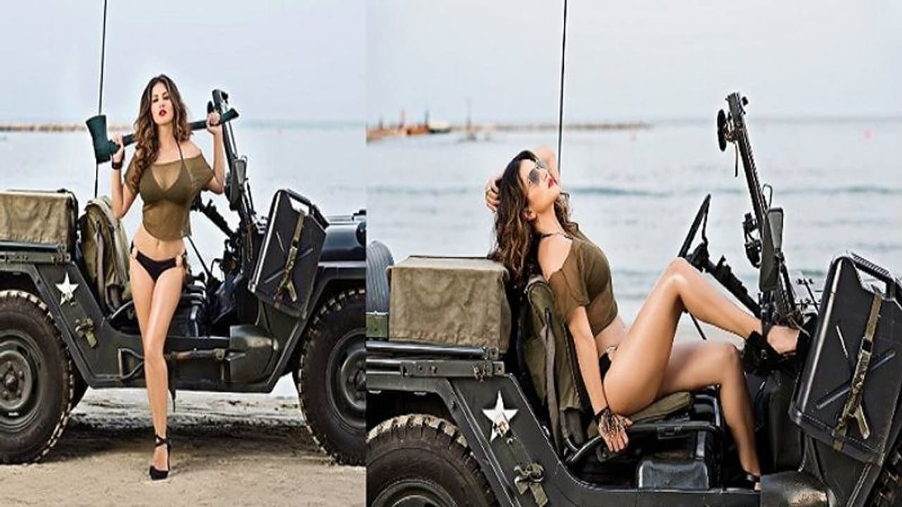 ஹாட் பிகினி... ஊரடங்களிலும் அடங்காத சன்னி லியோன்! ரசிகர்கள் தூக்கத்தை கெடுக்க மொத்த அழகையும் காட்டி போஸ்!