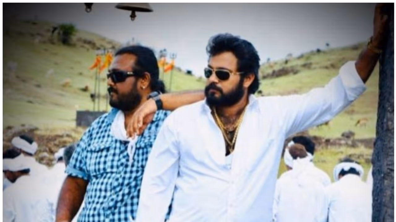 സഹോദരനൊപ്പം ഒരു തമിഴ് സിനിമ ചെയ്യുന്നുവെന്ന് ബാല; രജനികാന്ത് ചിത്രമെന്ന് ആരാധകര് സഹോദരനൊപ്പം ഒരു തമിഴ് സിനിമ ചെയ്യുന്നുവെന്ന് ബാല; രജനികാന്ത് ചിത്രമെന്ന് ആരാധകര്