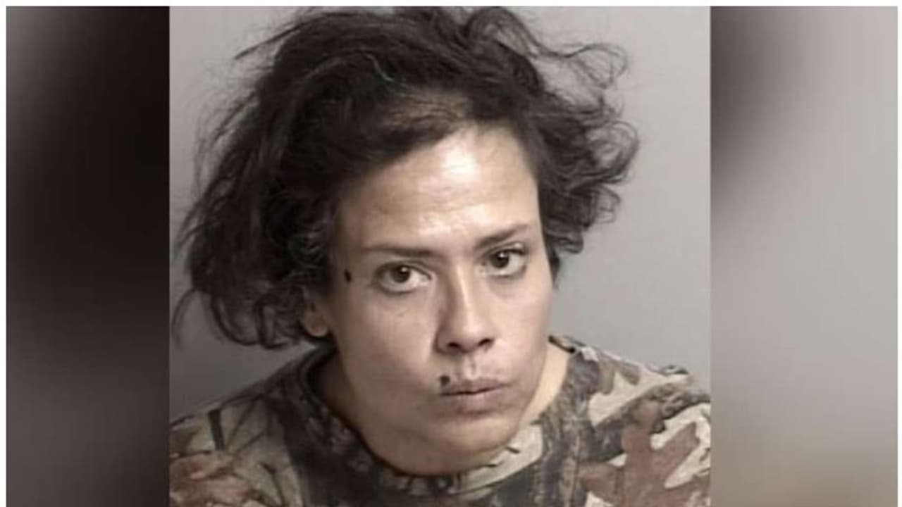 കൊവിഡ് ഭീതിക്കിടെ കടയിൽ കയറി ഉത്പന്നങ്ങളിൽ നക്കി; സ്ത്രീ അറസ്റ്റിൽ