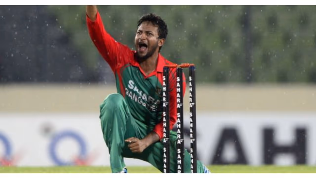 WATCH: Shakib Al Hasan apologises for attending Kolkata Kali Puja event after death threats WATCH: Shakib Al Hasan apologises for attending Kolkata Kali Puja event after death threats