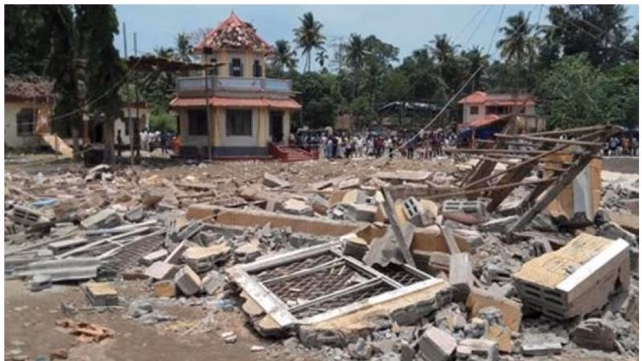 പുറ്റിങ്ങൽ ദുരന്തം നടന്നിട്ട് 4 വർഷം; ക്രൈംബ്രാഞ്ച് അന്വേഷണ റിപ്പോർട്ട് ഇനിയും സമർപ്പിച്ചില്ല പുറ്റിങ്ങൽ ദുരന്തം നടന്നിട്ട് 4 വർഷം; ക്രൈംബ്രാഞ്ച് അന്വേഷണ റിപ്പോർട്ട് ഇനിയും സമർപ്പിച്ചില്ല