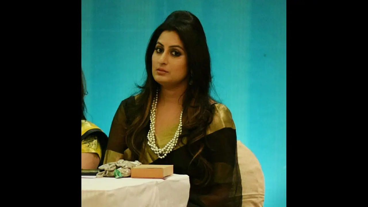  42 ನೇ ವಯಸ್ಸಲ್ಲಿ ನಾಲ್ಕು ಮಕ್ಕಳು ಬೇಕು ಅಂತಿರೋ ರೂಪಾ ಅಯ್ಯರ್‌, ಸೊರೊಗೆಸಿಯಿಂದ ಮಕ್ಕಳನ್ನು ಪಡೆಯೋ ಪ್ಲಾನ್‌