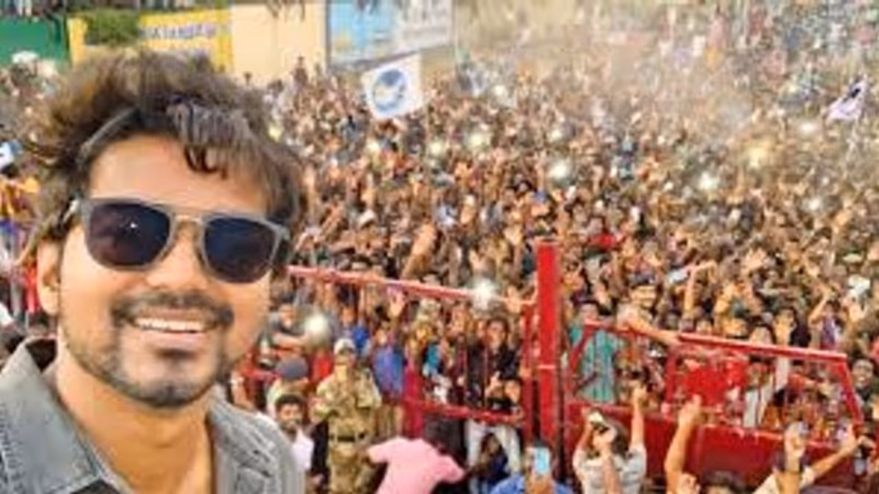 கொரோனாவிற்கு முன்பு விஜய் போட்ட கட்டளை.... களத்தில் இறங்கி தூள் பறக்கவிடும் தளபதி ஃபேன்ஸ்...!