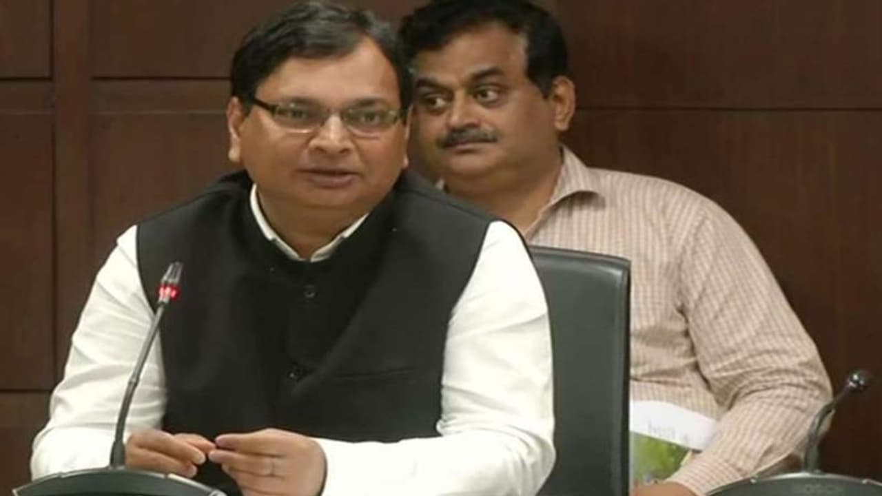 UP में कोरोना पॉजिटिव मरीजों की संख्या हुई 410, तब्लीगी जमात के 221 लोग शामिल UP में कोरोना पॉजिटिव मरीजों की संख्या हुई 410, तब्लीगी जमात के 221 लोग शामिल