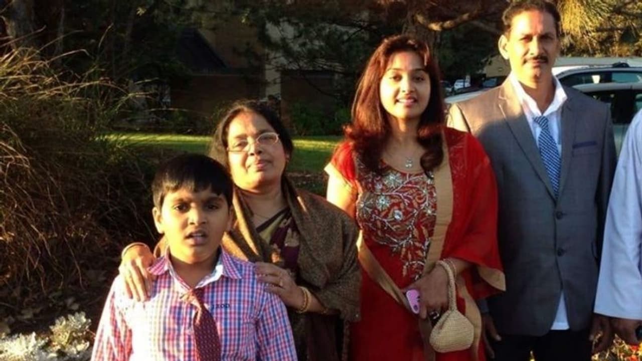 'അമേരിക്കയില്‍ മാസ്ക് പോലും കിട്ടാനില്ല, അച്ഛനും അമ്മയ്ക്കും ചേച്ചിക്കും കൊവിഡ്'; മലയാളി യുവതിയുടെ കുറിപ്പ്