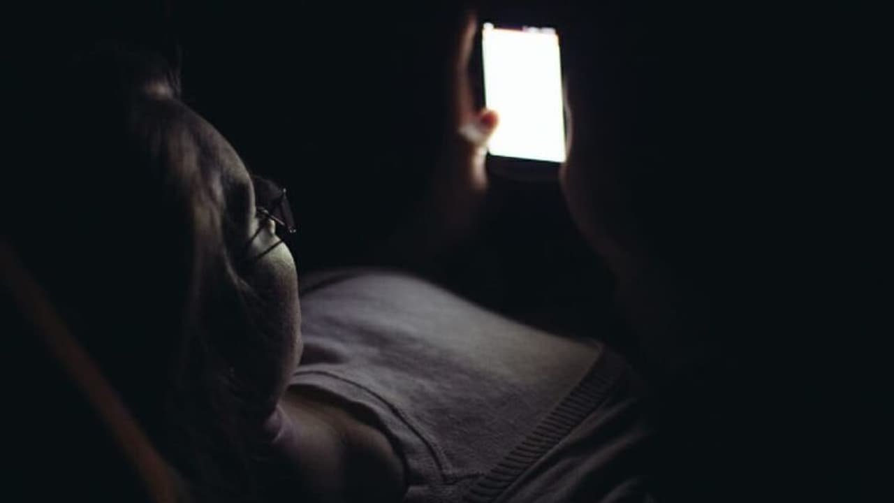 Screen Time : മൊബൈല്‍ ഫോണ്‍, ലാപ്‌ടോപ് ഉപയോഗം കുറച്ചില്ലെങ്കില്‍...