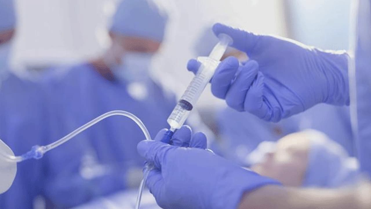 রাজধানীতে এবার করোনার শিকার একই হাসপাতালের চিকিৎসক সহ ৩ , কোয়ারেন্টাইনে পাঠান হল বাকিদের রাজধানীতে এবার করোনার শিকার একই হাসপাতালের চিকিৎসক সহ ৩ , কোয়ারেন্টাইনে পাঠান হল বাকিদের