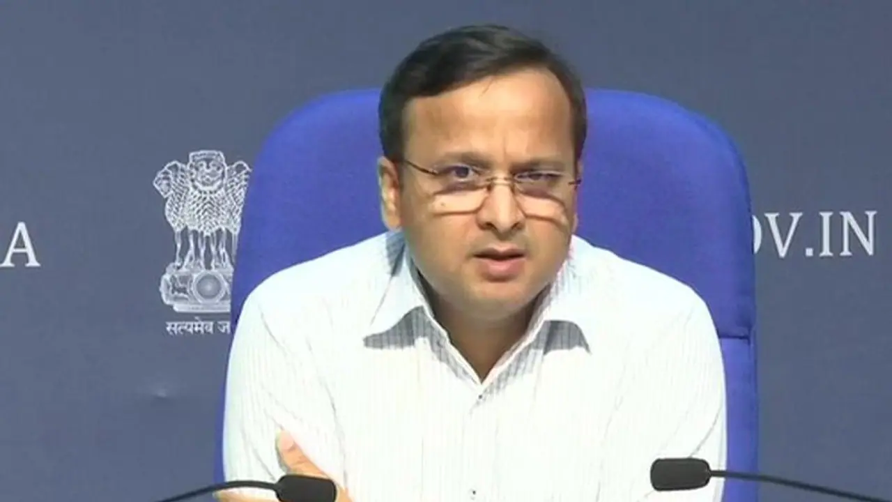 ఇండియాలో వేయికి పైగా కొత్త కేసులు: మొత్తం కేసులు 7 వేల పైనే, మరణాలు 239 ఇండియాలో వేయికి పైగా కొత్త కేసులు: మొత్తం కేసులు 7 వేల పైనే, మరణాలు 239