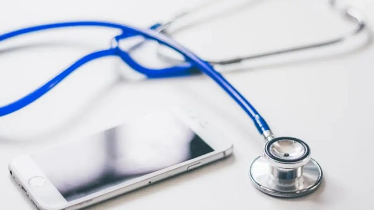 Covid 19: Doctors living abroad provide free treatment to patients in India 24 hours a day