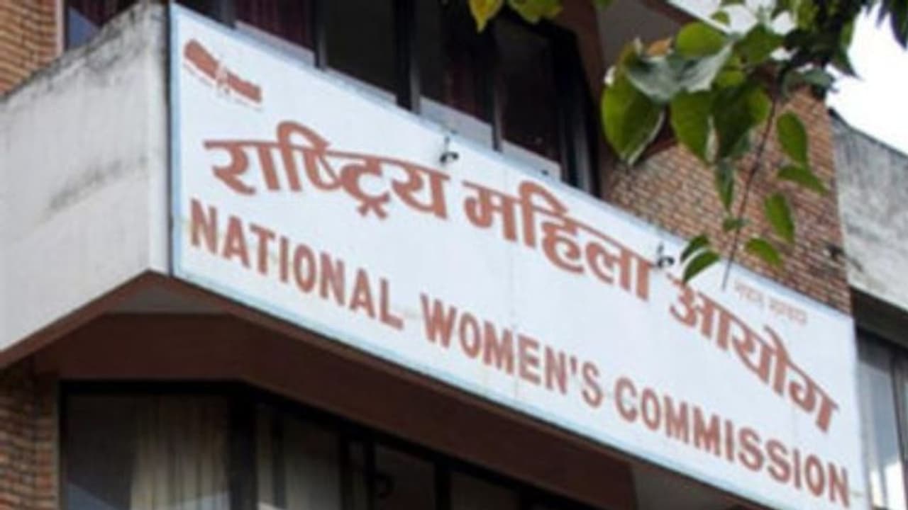 ലോക്ക് ഡൗണിന്‍റെ മൂന്നാം ആഴ്ച: സ്ത്രീകള്‍ക്കെതിരായ അതിക്രമങ്ങള്‍ വര്‍ധിച്ചതായി ദേശീയ വനിതാ കമ്മീഷന്‍