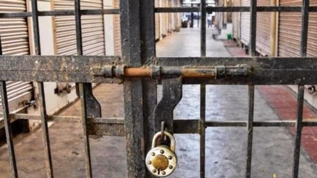 লকডাউনের দ্বিতীয় ভাগ, ব্যাংক ও এটিএম এর জরুরি পরিষেবার জন্য জারি হল নয়া নির্দেশিকা