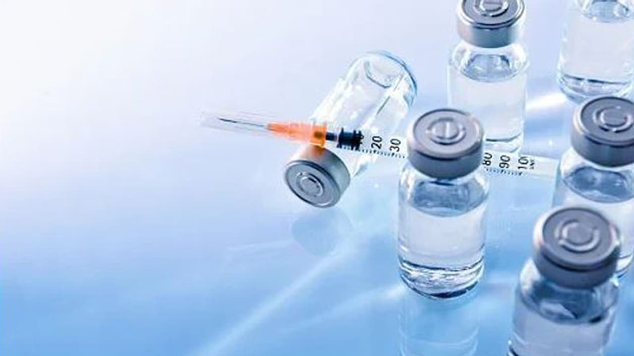 കൊവിഡ് 19; വാക്‌സിന്‍ പരീക്ഷണം വിജയിച്ചെന്ന് റഷ്യ, ഇനി കുത്തിവയ്ക്കുന്നത് മനുഷ്യരിൽ