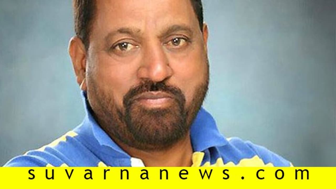 ಕೋಮಾಕ್ಕೆ ಜಾರಿದ ಹಾಸ್ಯ ನಟ; ಏನು ಮಾತನಾಡುತ್ತಿದ್ದೀರಾ ಎಂದು ಪತ್ನಿ ಗರಂ! ಕೋಮಾಕ್ಕೆ ಜಾರಿದ ಹಾಸ್ಯ ನಟ; ಏನು ಮಾತನಾಡುತ್ತಿದ್ದೀರಾ ಎಂದು ಪತ್ನಿ ಗರಂ!