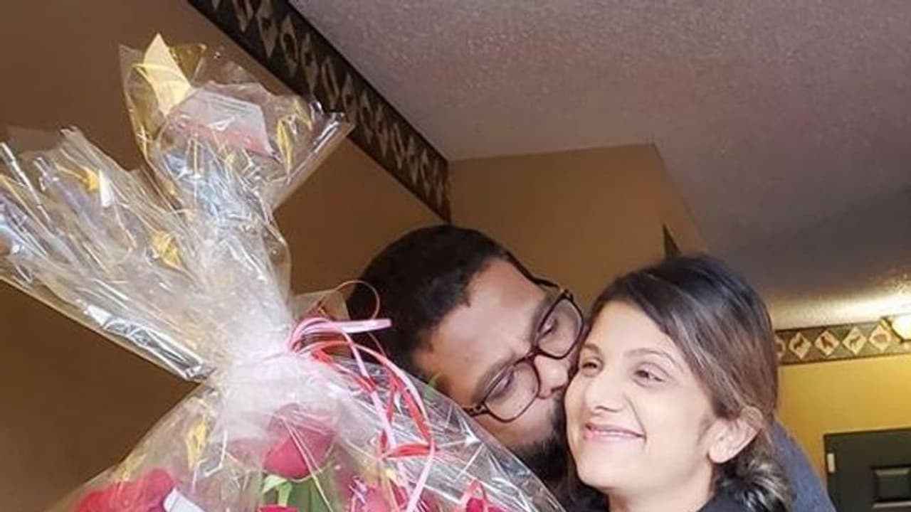 உறவினர்கள் நண்பர்கள் இல்லாமல் நடிகை ரம்பா வீட்டில் நடந்த கொண்டாட்டம்! ஆச்சரியப்படுத்திய குழந்தைகள்! உறவினர்கள் நண்பர்கள் இல்லாமல் நடிகை ரம்பா வீட்டில் நடந்த கொண்டாட்டம்! ஆச்சரியப்படுத்திய குழந்தைகள்!