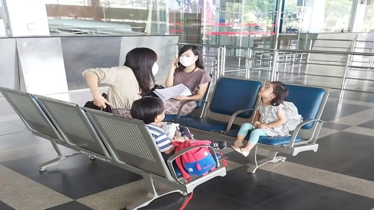 లాక్ డౌన్: విశాఖ నుంచి ప్రత్యేక విమానంలో జపానీయులు లాక్ డౌన్: విశాఖ నుంచి ప్రత్యేక విమానంలో జపానీయులు