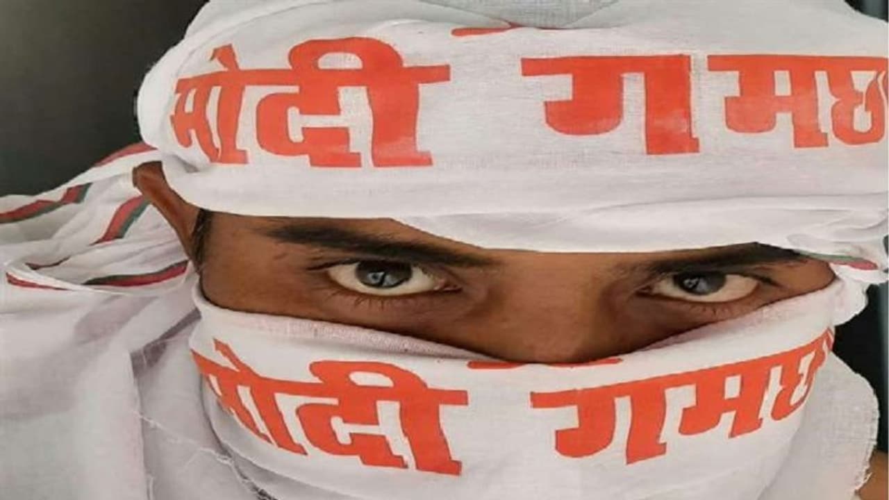 पीएम की एक अपील पर असर, मोदी गमछा का बढ़ा क्रेज पीएम की एक अपील पर असर, मोदी गमछा का बढ़ा क्रेज